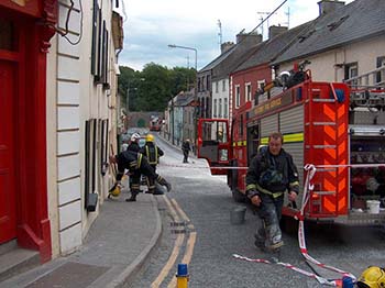 Fire Crew Cleans up Logan Street, Thomastown