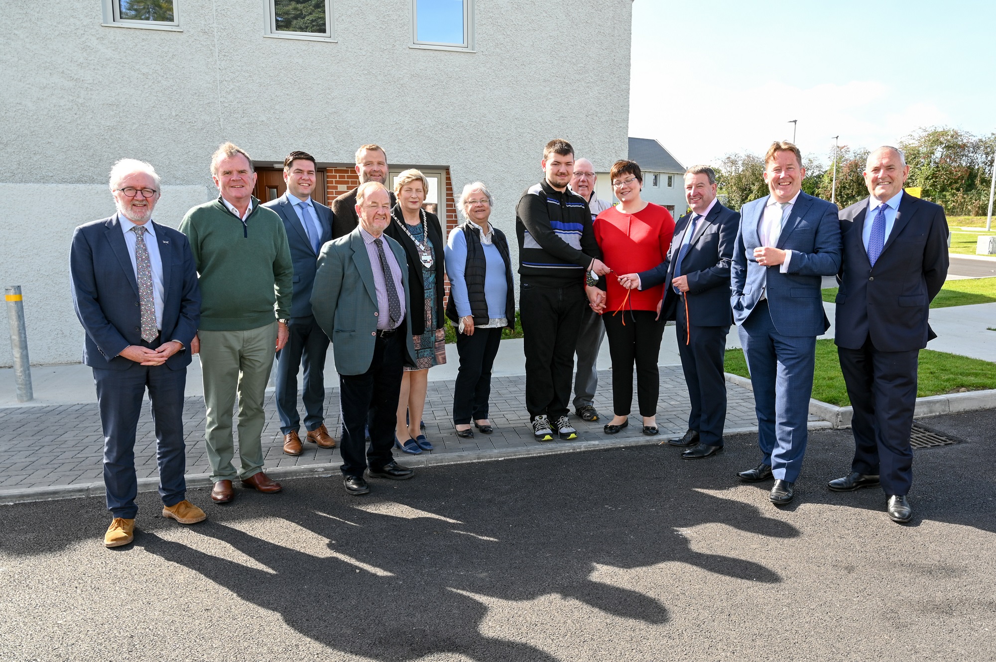 Minister_Darragh_O_Brien at handover of key to Tenants at Donaguile Castlecomer